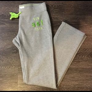 *SOLD* NWOT Abercrombie sweatpants